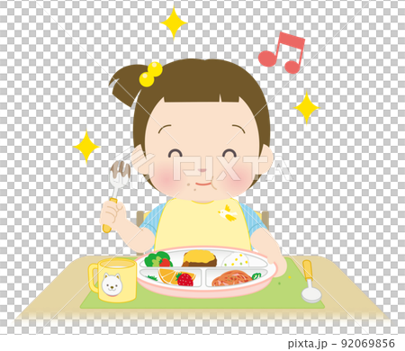 楽しそうにごはんを食べる小さな女の子2 92069856