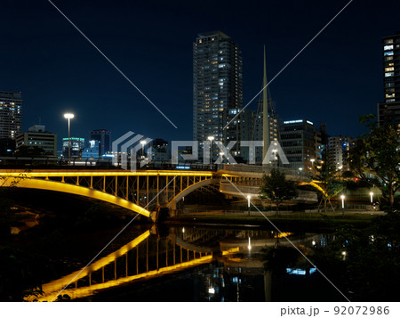 天神橋橋脚夜景 天神橋橋脚夜景 92072986
