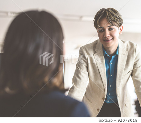 ビジネスコミュニケーション 92073018