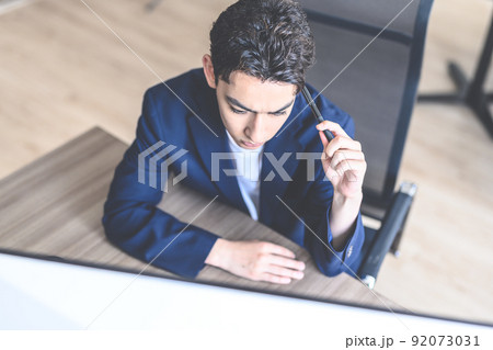 ビジネスパーソン 92073031