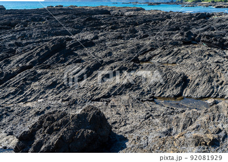 《熊本県》茂串海水浴場の奇岩 天草市牛深町 《熊本県》茂串海水浴場の奇岩 天草市牛深町 92081929