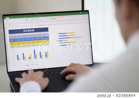 総務　経理　事務職　営業事務　一般事務　事務スタッフ　表計算　グラフ 92086864