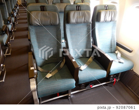 キャセイ航空の非常口席 92087061
