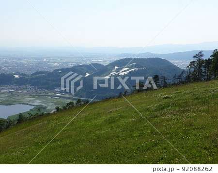 南陽スカイパーク 十分一分山 高ツムジ山 白竜湖 南陽市全景 南陽スカイパーク 十分一分山 高ツムジ山 白竜湖 南陽市全景 92088262