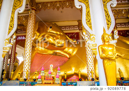 Wat Rat Prakhong Tham temple with reclining buddha in Nonthaburi, Thailand Wat Rat Prakhong Tham temple with reclining buddha in Nonthaburi, Thailand 92089778