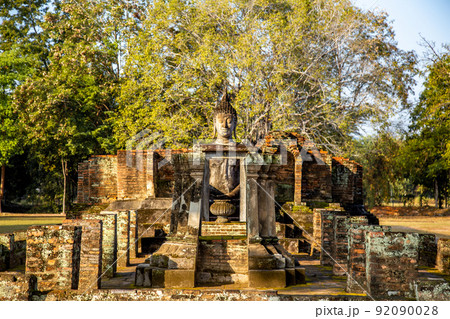 Wat Si Chum temple and big Buddha in Sukhothai historical park, Thailand 92090028
