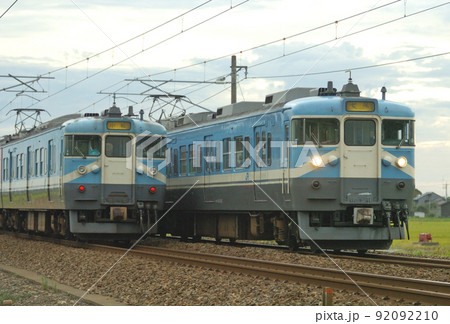 北陸本線　美川ー加賀笠間　JR西日本　415系800番台　C01編成（金沢）　離合 92092210