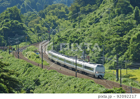 北陸本線　倶利伽羅ー石動　JR西日本　681系　T07編成（金沢）　サンダーバード 92092217