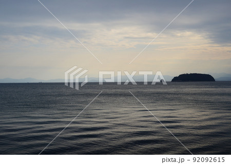 汐江海岸から福部島を望む-3 汐江海岸から福部島を望む-3 92092615