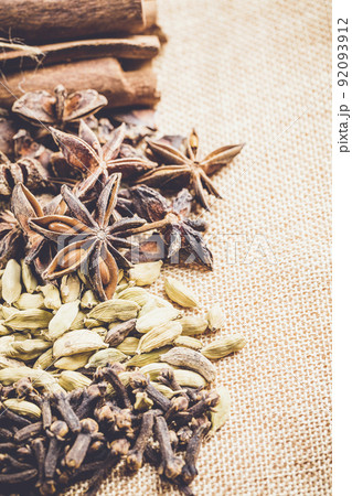Various seasonings for cooking, Star Anise Cardamom, Clove, Cinnamon. 92093912