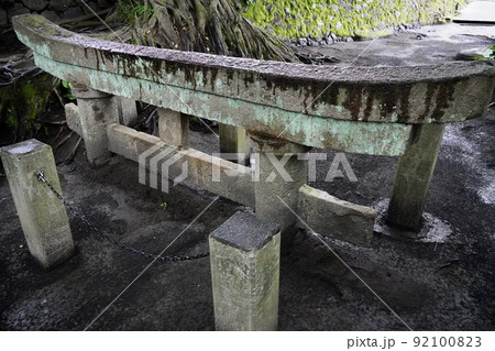 黒神埋没鳥居・鹿児島市 92100823