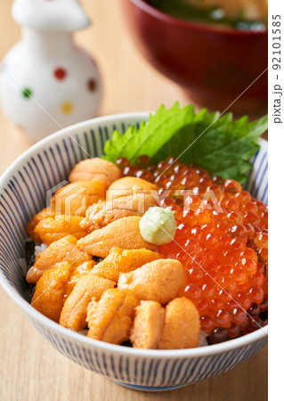 うにいくら丼 うにいくら丼 92101585