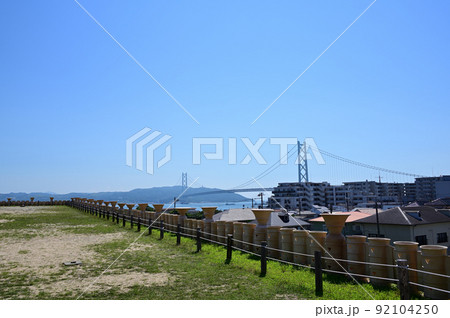 五色塚古墳から見る明石海峡大橋 92104250