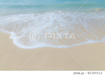 青い海と白い砂浜　＠五島列島の福江島の香珠子海水浴場　5 92105512