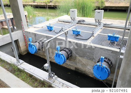 Big pipe for drain water from pump for flood protecting. 92107491