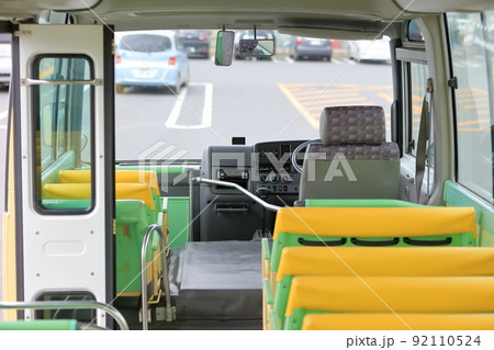 マイクロバス運転席　イメージ 92110524