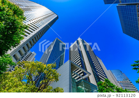 東京 港区港南の都市風景 品川グランドコモンズにあるキヤノンSタワーと品川Vタワー 東京 港区港南の都市風景 品川グランドコモンズにあるキヤノンSタワーと品川Vタワー 92113120