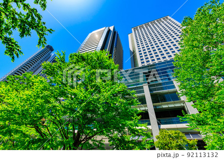 東京 港区港南の都市風景 品川グランドコモンズにある品川グランドセントラルタワーとNBF品川タワー 東京 港区港南の都市風景 品川グランドコモンズにある品川グランドセントラルタワーとNBF品川タワー 92113132