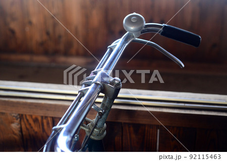 レトロな自転車のハンドル-2 92115463