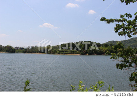 青野ダム　千丈寺湖　湖畔の景観 92115862
