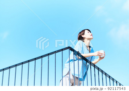 ライフスタイル 女性 ライフスタイル 女性 92117543