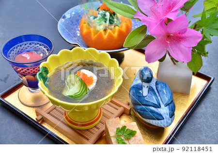 春の日本料理の前菜 春の日本料理の前菜 92118451