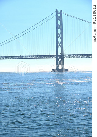 青空と明石海峡大橋 青空と明石海峡大橋 92118612