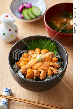 ウニ丼 ウニ丼 92119132