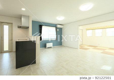 新築住宅 和室とLDK 92122501