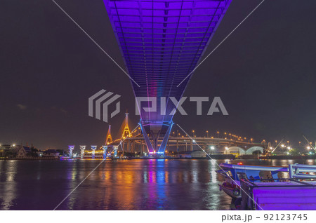 Bhumibol Bridge, Chao Phraya River Bridge. Turn on the lights in many colors at night. 92123745