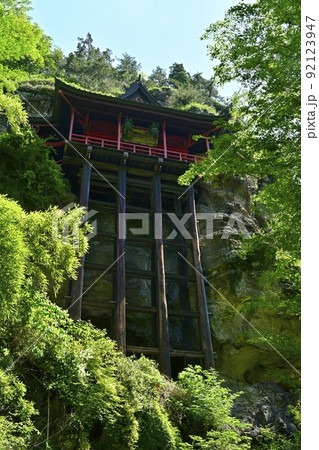 小諸市布引観音釈尊寺の観音堂宮殿 小諸市布引観音釈尊寺の観音堂宮殿 92123947