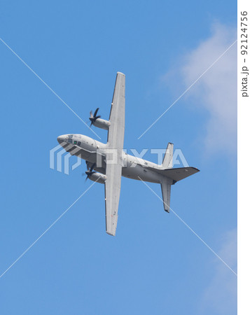 イタリア空軍C-27Jスパルタン輸送機急旋回 イタリア空軍C-27Jスパルタン輸送機急旋回 92124756