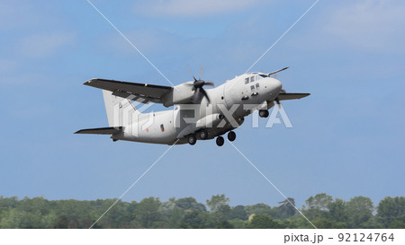 イタリア空軍C-27Jスパルタン輸送機離陸 イタリア空軍C-27Jスパルタン輸送機離陸 92124764