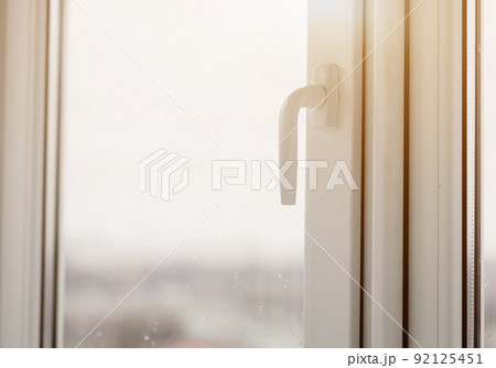 plastic window handle 92125451