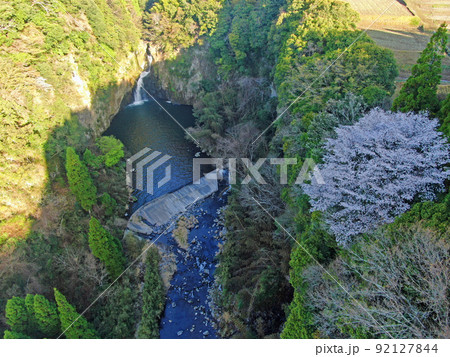 熊本県山都町野尻の聖滝の空撮 熊本県山都町野尻の聖滝の空撮 92127844