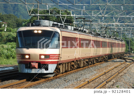 北陸本線 新疋田 JR西日本 485系 A05編成(京都) 雷鳥 北陸本線 新疋田 JR西日本 485系 A05編成(京都) 雷鳥 92128401