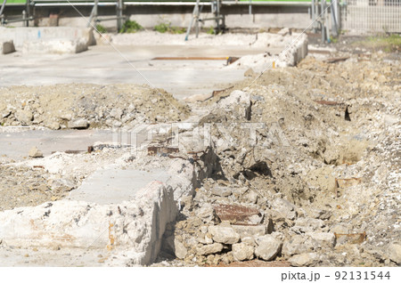 解体工事現場 92131544