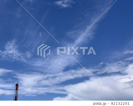 工場と青空 92132201