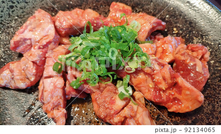 黒毛和牛焼肉(中落ちカルビ) 黒毛和牛焼肉(中落ちカルビ) 92134065
