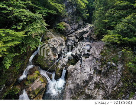 八釜の甌穴群（愛媛県久万高原町） 92135633