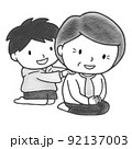 色鉛筆手描きイラスト　おばあちゃんの肩を揉む小学生の男の子(白黒) 92137003