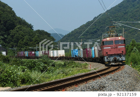北陸本線　敦賀ー新疋田　JR貨物　EF81-129（富山） 92137159