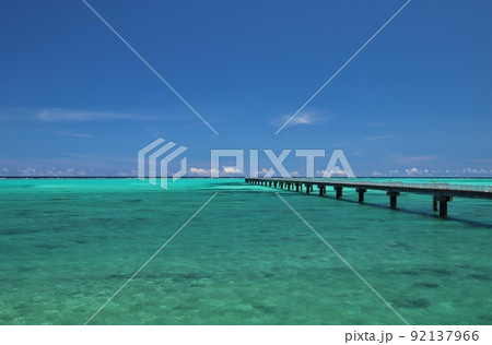 下地島空港17エンド　誘導灯付近 92137966