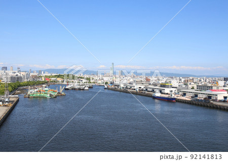 千歳橋　大正区　大阪市内風景　大正内港艀桟橋　倉庫　資材置き場　昭和山　トラス建築　大阪湾風景 92141813