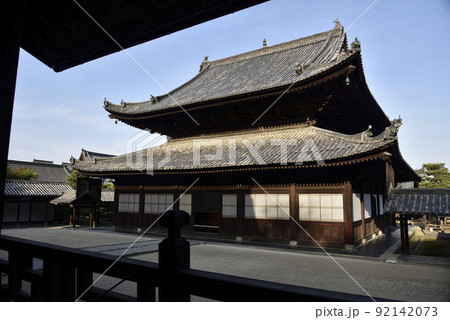 法堂から見た大雄寶殿　萬福寺 92142073