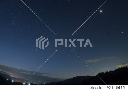 北杜市白州町、夜明け間近、南東の空に並んだ木星・火星・プレアデス・アルデバラン 北杜市白州町、夜明け間近、南東の空に並んだ木星・火星・プレアデス・アルデバラン 92146636