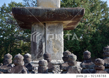 石塔寺　阿育王塔　滋賀県東近江市 92148788