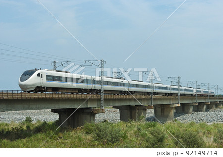 北陸本線　糸魚川－青海　JR西日本　681系　W04編成（金沢）+北越急行　N12編成　はくたか 92149714