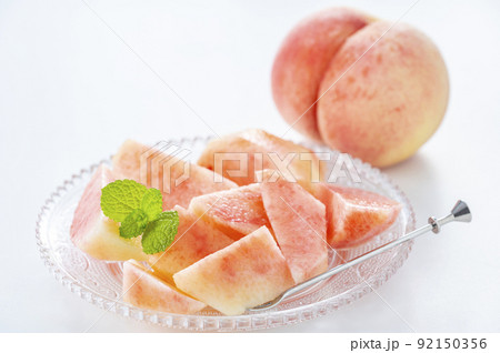 桃　もも 92150356