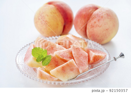 桃　もも 92150357